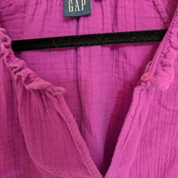 GAP fuschia long sleeve top - Picture 3 of 5